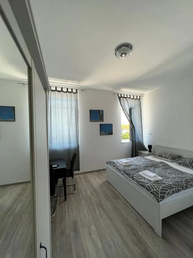 Baska Guest House 0*, Baška